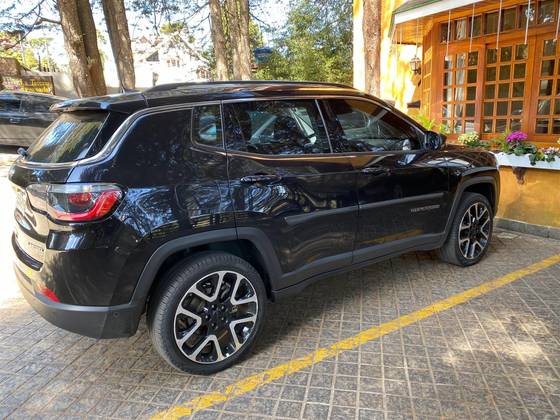JEEP COMPASS 2.0 16V DIESEL LIMITED 4X4 AUTOMÁTICO JEEP COMPASS 2.0 16V DIESEL LIMITED 4X4 AUTOMÁTICO